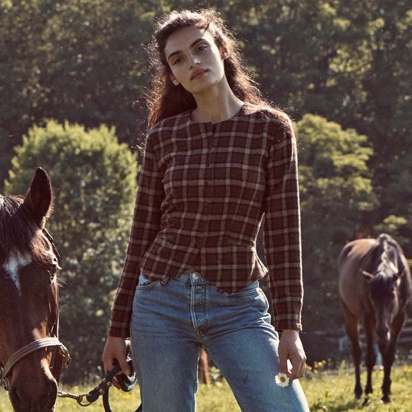 ISO DÔEN Daena Top in Small - Picture 1 of 1